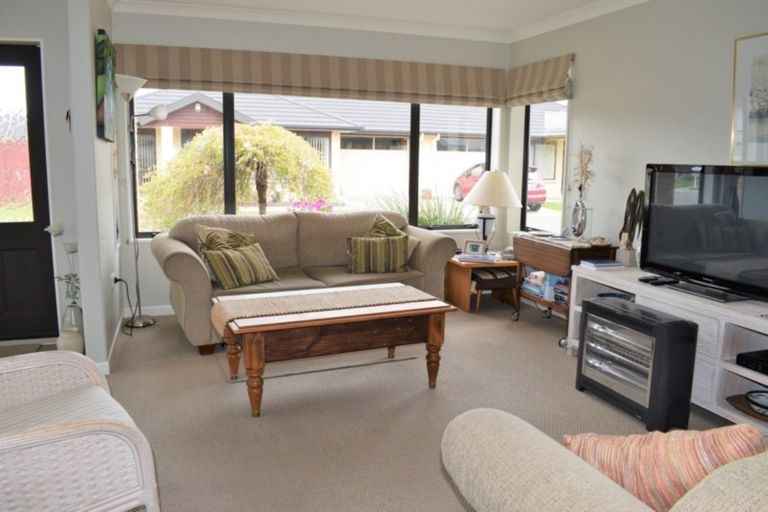 Photo of property in 4 Ian Peter Way, Otaki, 5512