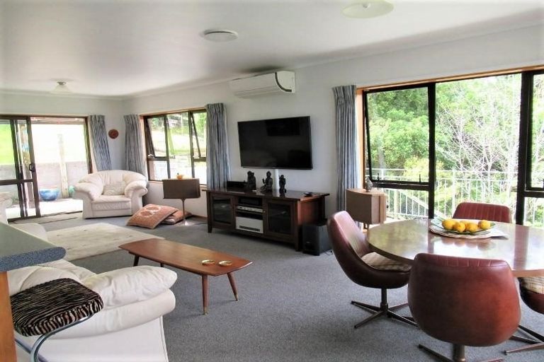 Photo of property in 15 Old Parua Bay Road, Parahaki, Whangarei, 0112