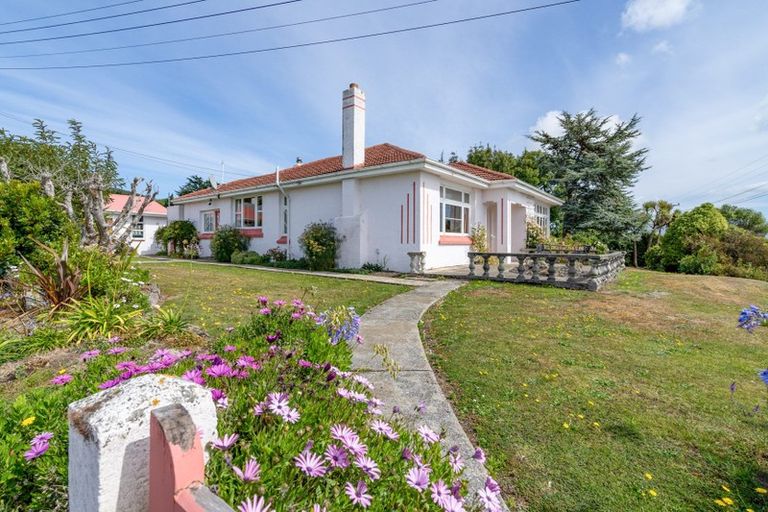 Photo of property in 2 Castle Street, Riverton/aparima, Riverton, 9822