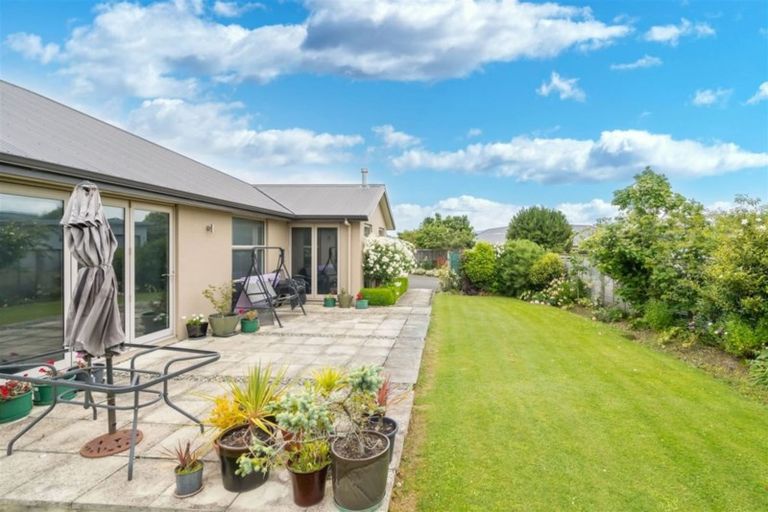 Photo of property in 11 Fenty Place, Mosgiel, 9024