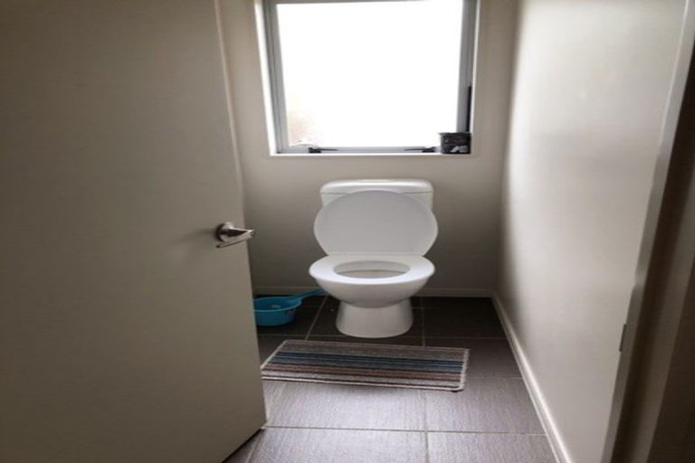 Photo of property in 7 Allerton Place, Wattle Downs, Auckland, 2103