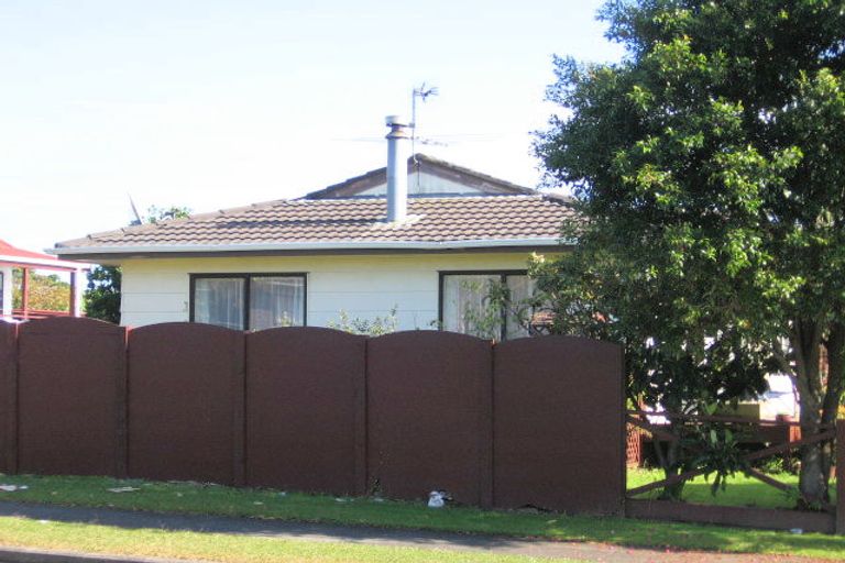Photo of property in 60 Charntay Avenue, Clover Park, Auckland, 2019