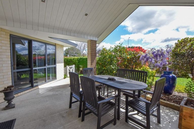 Photo of property in 40 Charles Street, Carterton, 5713