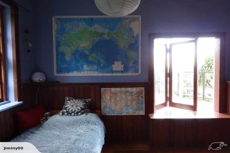 Photo of property in 57 Hawkhurst Road, Lyttelton, 8082