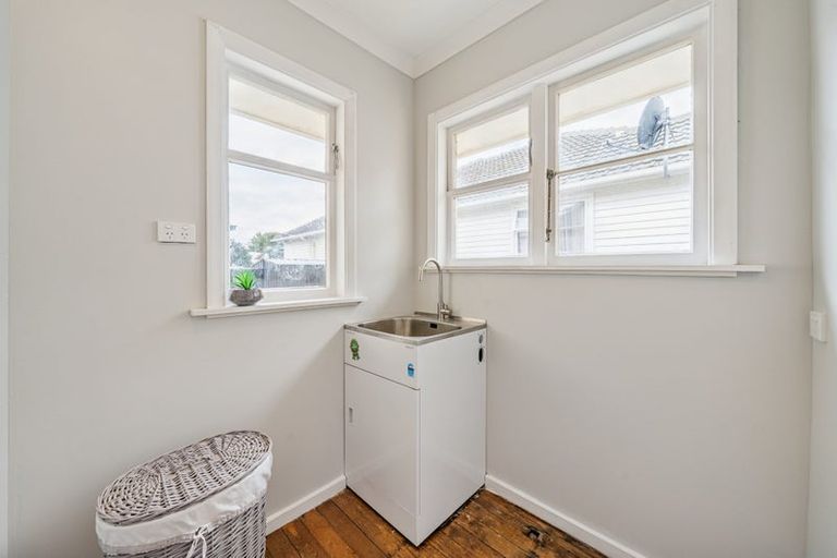 Photo of property in 2a Stephen Street, Trentham, Upper Hutt, 5018