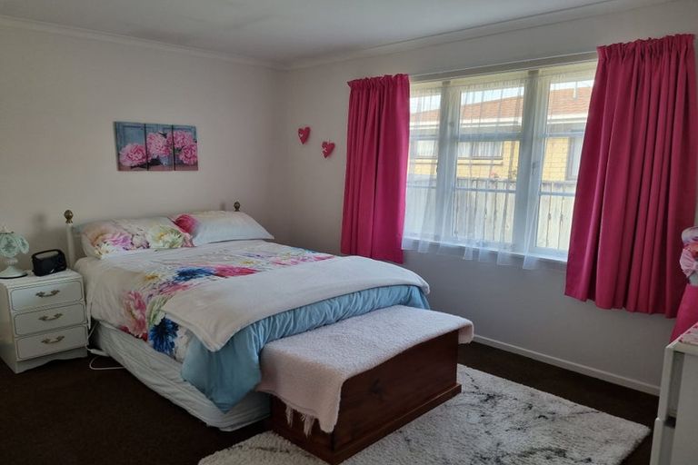 Photo of property in 11 Stephen Street, Trentham, Upper Hutt, 5018