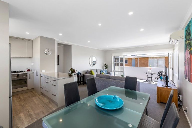 Photo of property in 2/4 Beacholm Road, Takapuna, Auckland, 0622