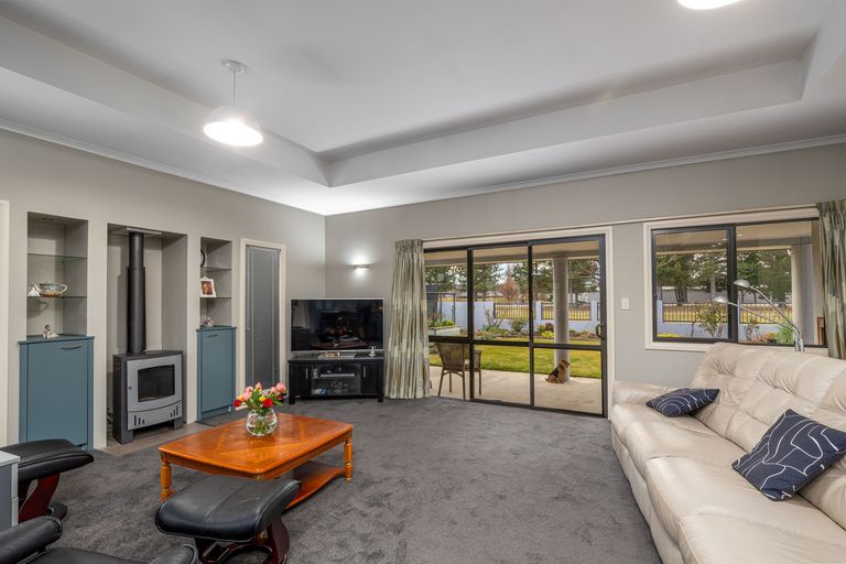 Photo of property in 6 Spruce Close, Alexandra, 9320
