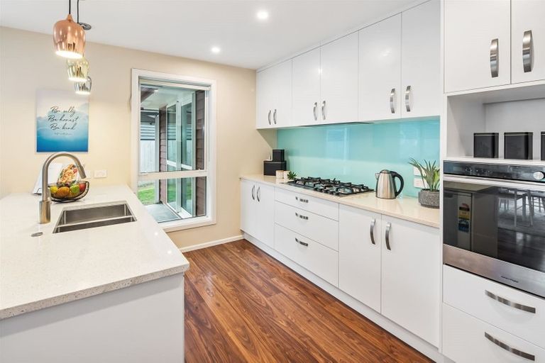 Photo of property in 70 Banks Boulevard, Whitby, Porirua, 5024