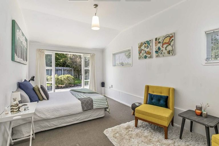 Photo of property in 15 Saffron Street, Birkdale, Auckland, 0626