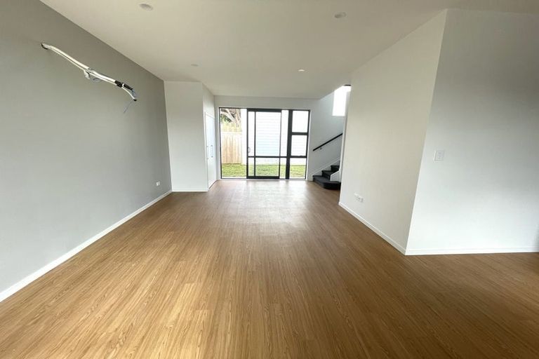 Photo of property in 18 Karoro Road, Flat Bush, Auckland, 2019