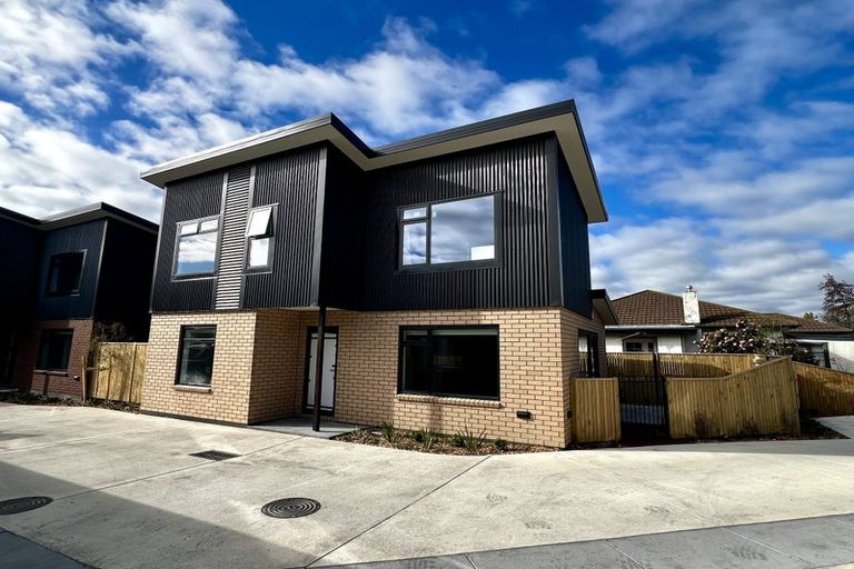 Photo of property in 8/61 Botanical Road, Takaro, Palmerston North, 4412