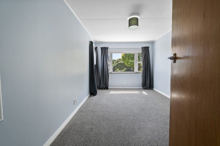 Photo of property in 18 Kent Crescent, Awapuni, Palmerston North, 4412