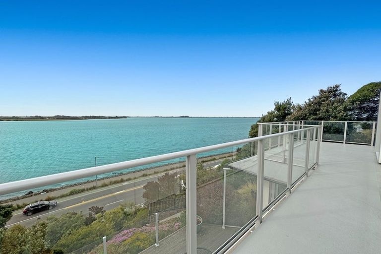 Photo of property in 5 Quarry Road, Mount Pleasant, Christchurch, 8081