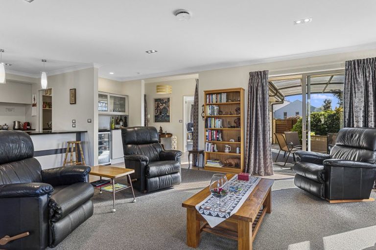 Photo of property in 22 Churchill Drive, Rangiora, 7400