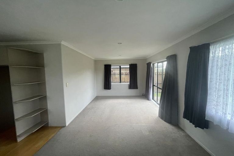 Photo of property in 3 Andrusha Place, Flat Bush, Auckland, 2019