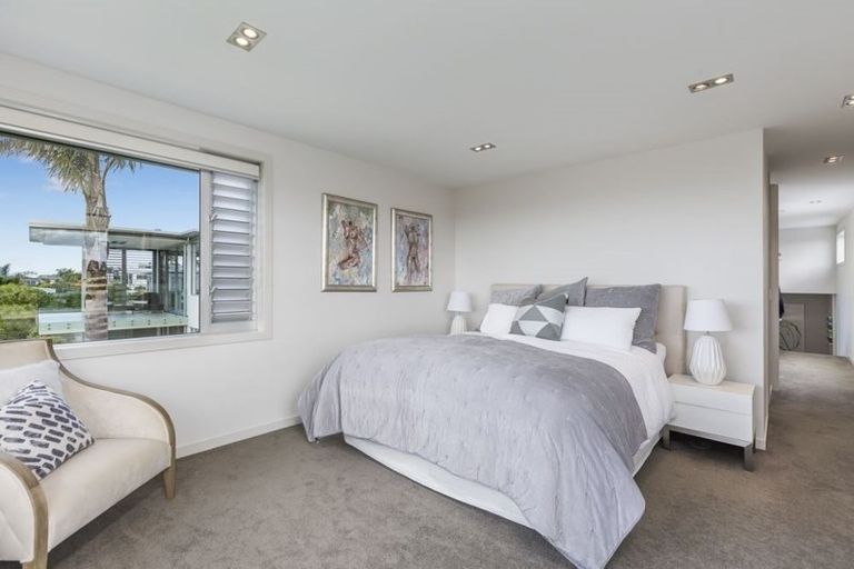 Photo of property in 44 Castor Bay Road, Castor Bay, Auckland, 0620