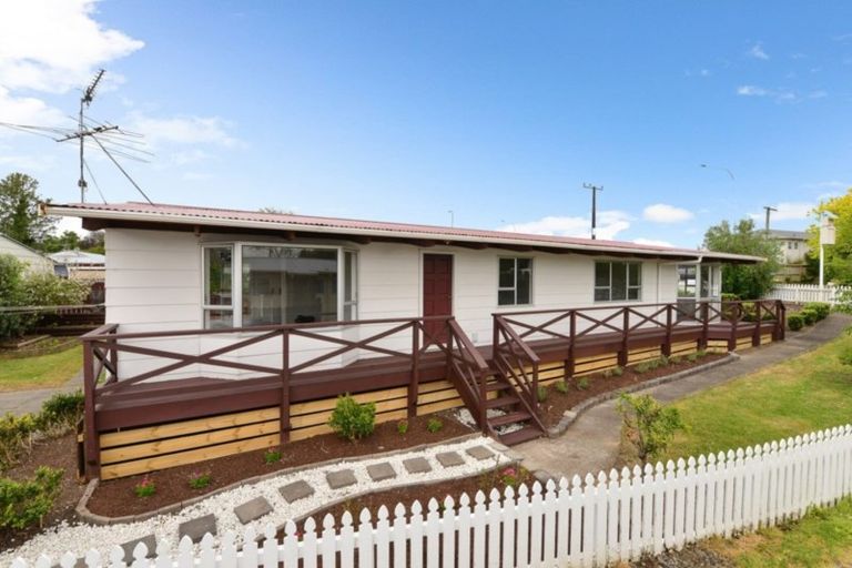 Photo of property in 150a Great South Road, Drury, 2113