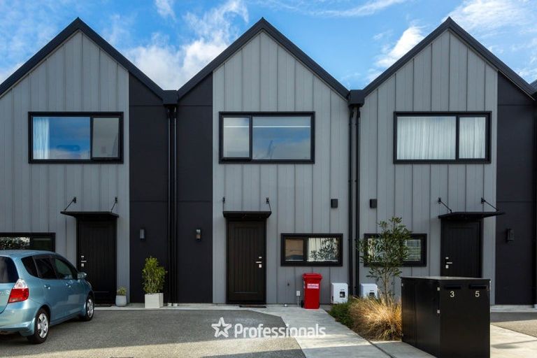 Photo of property in 3 Raeble Walkington Lane, Wallaceville, Upper Hutt, 5018
