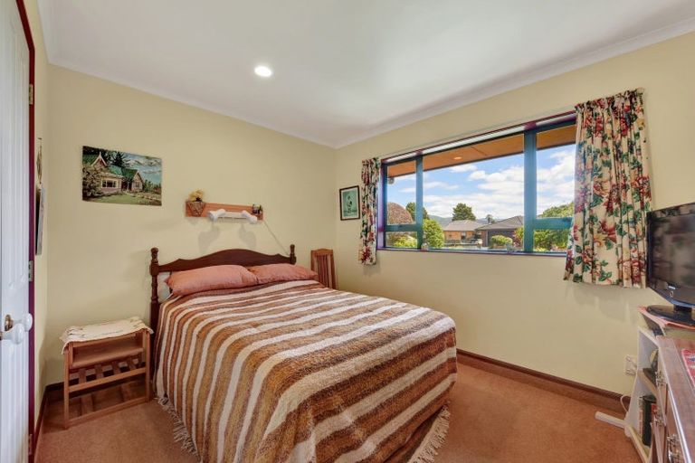 Photo of property in 12 Pukeone Place, Motueka, 7120
