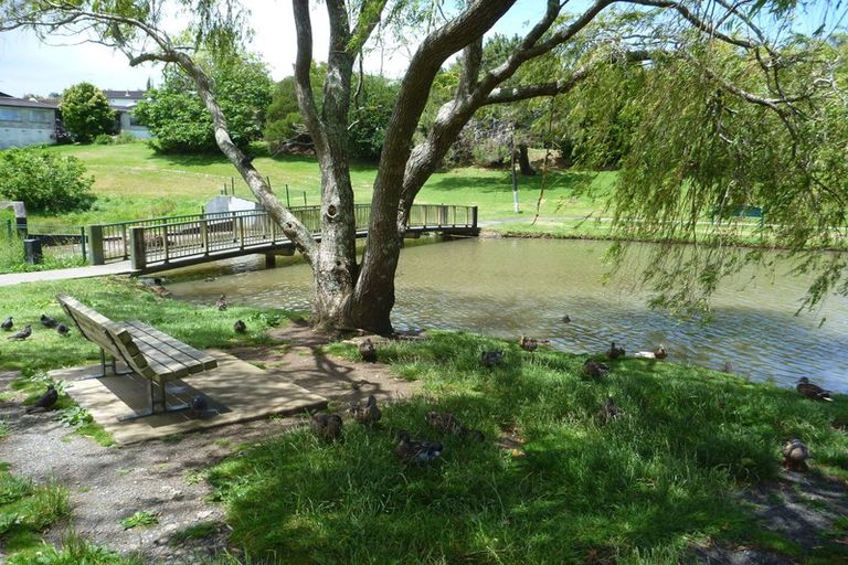 Photo of property in 1/41 Glencoe Road, Browns Bay, Auckland, 0630