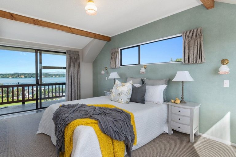 Photo of property in 87 Harbour View Road, Omokoroa, 3114