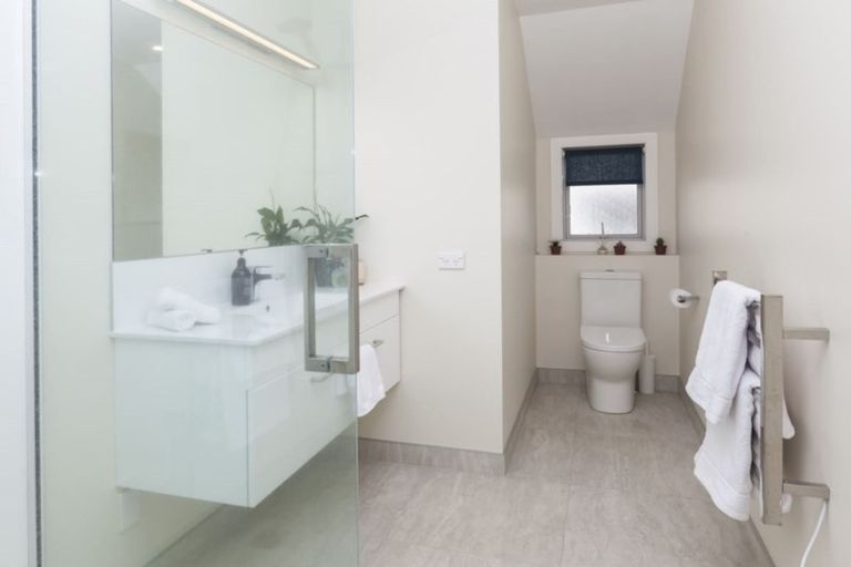 Photo of property in 2/10 Stoneyhurst Street, St Albans, Christchurch, 8014