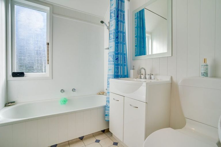 Photo of property in 36 Grandview Crescent, Opoho, Dunedin, 9010