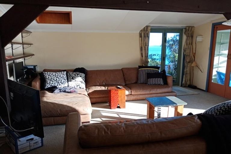 Photo of property in 14 Westhill Road, Point Howard, Lower Hutt, 5013