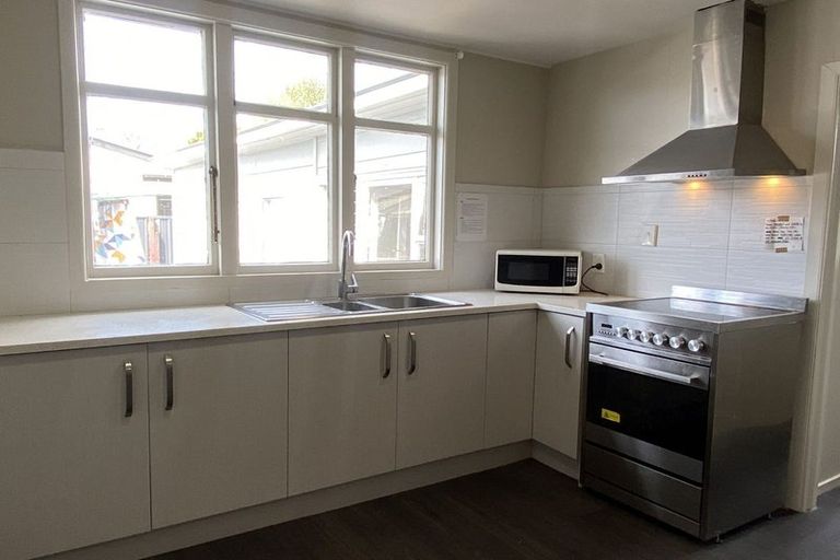 Photo of property in 1/16 Peer Street, Upper Riccarton, Christchurch, 8041