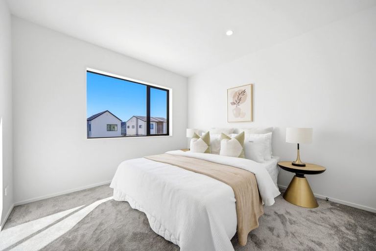 Photo of property in 14 Ocean Breeze Avenue, Hobsonville, 0616