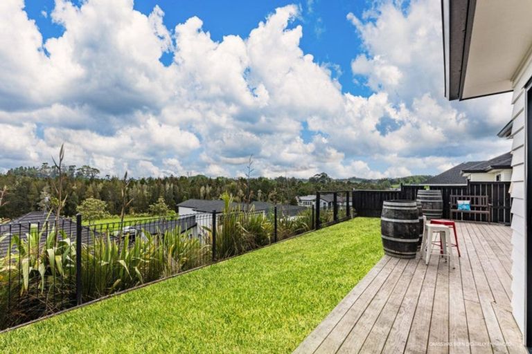 Photo of property in 18 John Fair Drive, Wainui, 0932