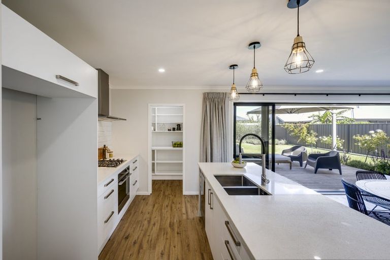 Photo of property in 15 Hikawera Drive, Frimley, Hastings, 4120