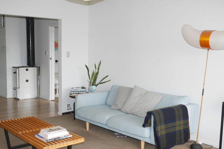 Photo of property in 20 Kiriwai Road, Paremata, Porirua, 5024