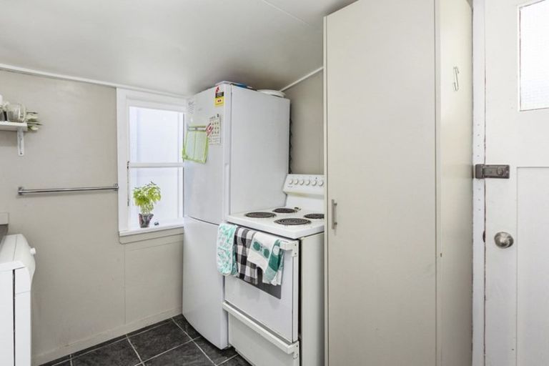 Photo of property in 8 Mackenzie Street, North Dunedin, Dunedin, 9016