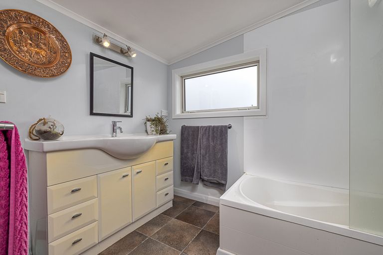 Photo of property in 1412b Cambridge Road, Te Awamutu, 3800