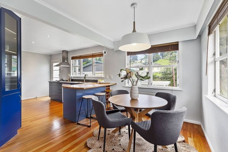 Photo of property in 84 Chester Road, Tawa, Wellington, 5028