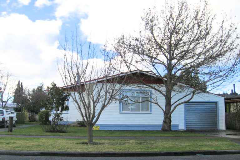 Photo of property in 604 Maddison Street, Akina, Hastings, 4122