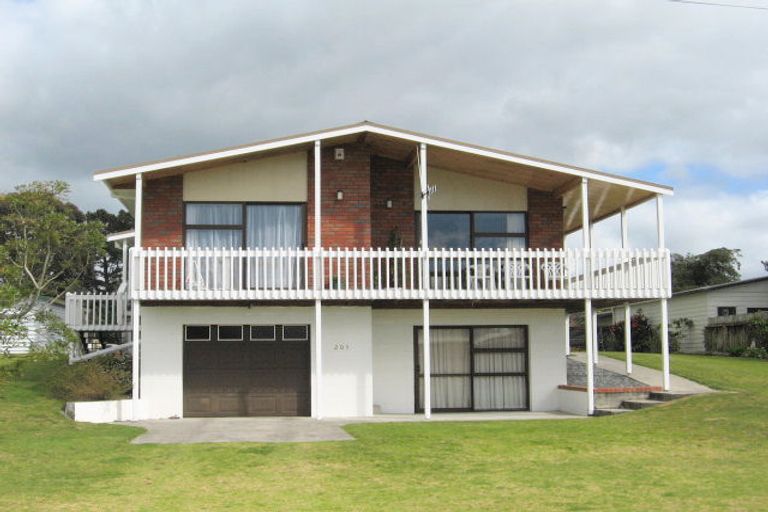 Photo of property in 203 Bellona Road, Whangamata, 3620