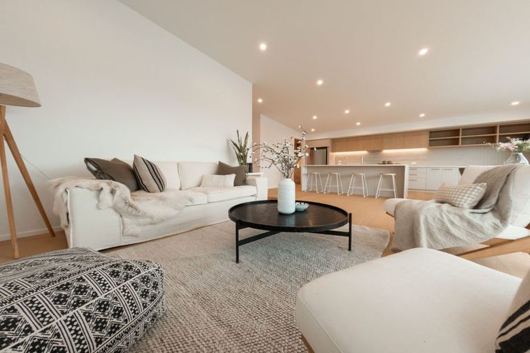 Photo of property in 16 Vanita Drive, Whitianga, 3510