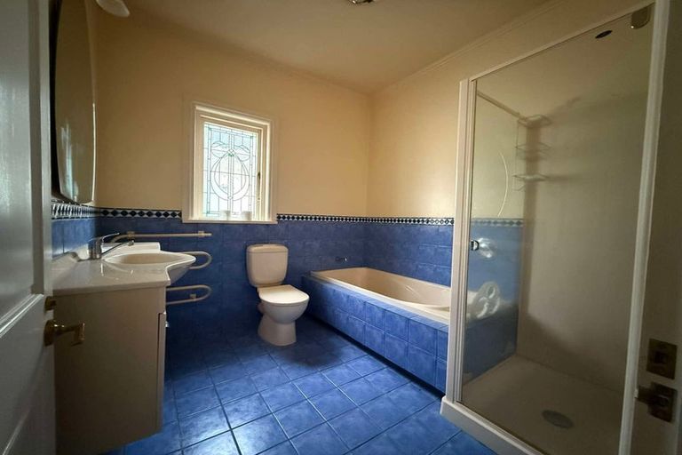 Photo of property in 1 Para Street, Miramar, Wellington, 6022