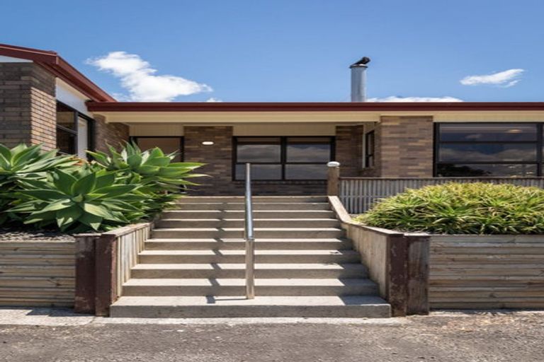 Photo of property in 2 Denby Close, Athenree, Katikati, 3177