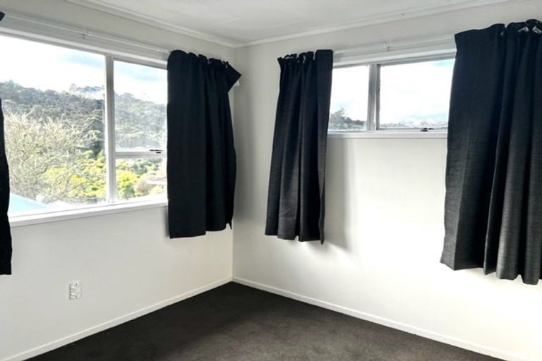 Photo of property in 75 Bayview Road, Bayview, Auckland, 0629