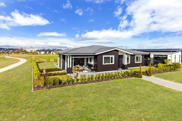 Photo of property in 15 Bastille Court, Rangatira Park, Taupo, 3330