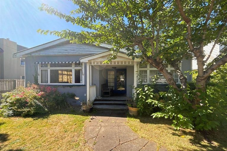 Photo of property in 14 Chilcombe Street, Ilam, Christchurch, 8041