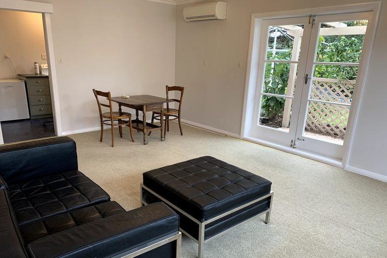 Photo of property in 19 Anthony Grove, Paraparaumu Beach, Paraparaumu, 5032