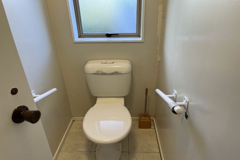 Photo of property in 25 Elder Place, Massey, Auckland, 0614