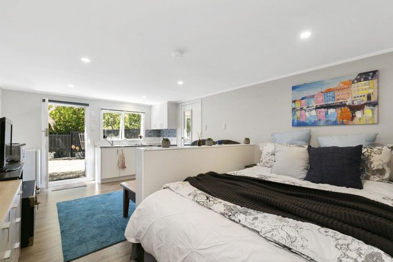 Photo of property in 54 Collins Avenue, Tawa, Wellington, 5028