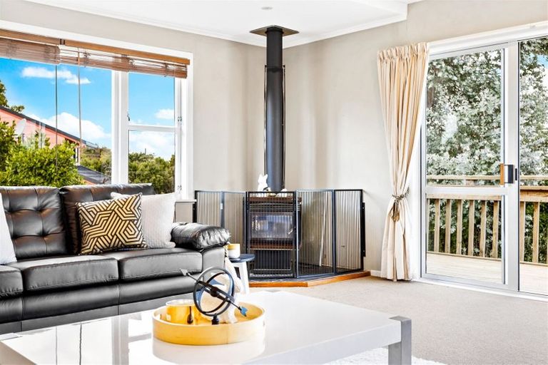 Photo of property in 238 Don Buck Road, Massey, Auckland, 0614