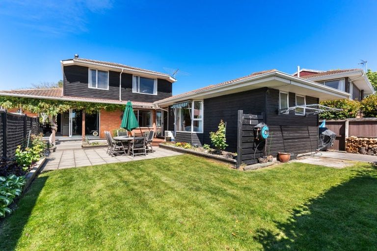 Photo of property in 36 Solway Avenue, Ilam, Christchurch, 8041